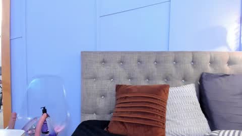 nathalie rossel online show from October 23, 2025, 10:30 pm