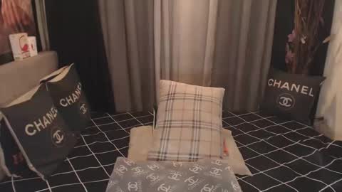 Goddess Nathalie online show from October 1, 2025, 3:01 am