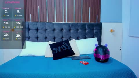 ... Nathaly ... online show from November 12, 2025, 3:07 am