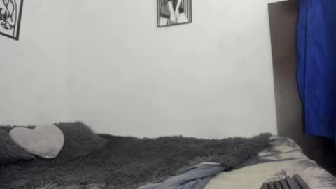 Nathaly online show from November 21, 2025, 7:23 pm