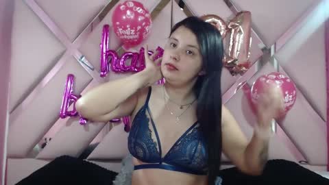 Snapshot of nathaly_low chatting on January 17, 2025, 8:34 am nathaly low online show from January 17, 2025, 8:34 am