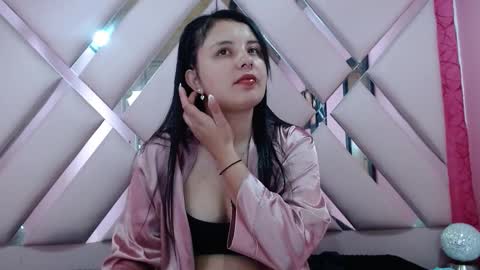 Snapshot of nathaly_low chatting on September 9, 2025, 3:06 am nathaly low online show from September 9, 2025, 3:06 am