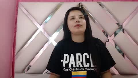 Snapshot of nathaly_low chatting on September 30, 2025, 3:22 am nathaly low online show from September 30, 2025, 3:22 am
