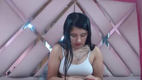 Snapshot of nathaly_sweet23 chatting on February 4, 2025, 6:25 am Nathaly sweet online show from February 4, 2025, 6:25 am