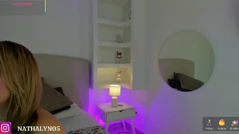 NATHALY  online show from October 24, 2025, 10:33 am