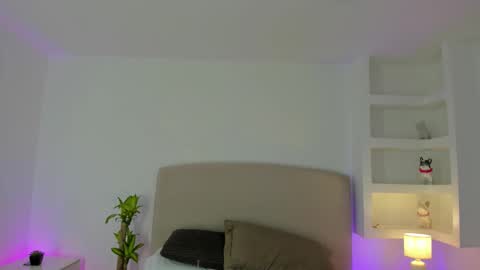 Snapshot of nathalyn05 chatting on February 12, 2026, 10:43 am NATHALY online show from February 12, 2026, 10:43 am