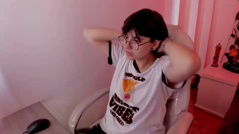 Snapshot of nathalyy_ds chatting on January 9, 2026, 7:04 pm nathalyy_ds online show from January 9, 2026, 7:04 pm