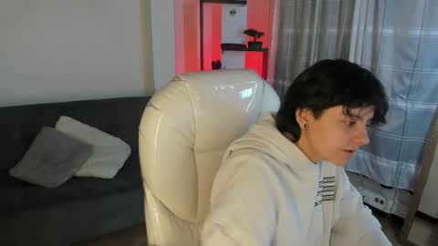 Snapshot of nathalyy_ds chatting on February 25, 2026, 1:32 pm nathalyy_ds online show from February 25, 2026, 1:32 pm