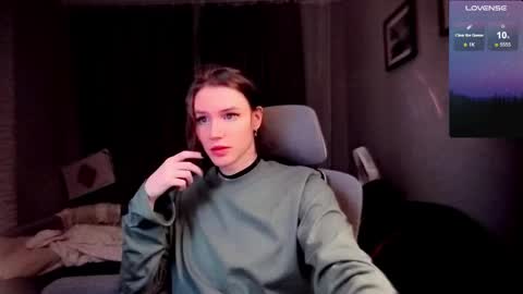 Snapshot of nathan_lucas chatting on October 1, 2025, 12:49 am This name is so sexy you cant pronounce it. online show from October 1, 2025, 12:49 am