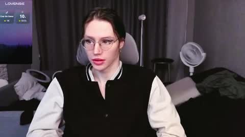 This name is so sexy you cant pronounce it. online show from June 29, 2026, 12:17 am