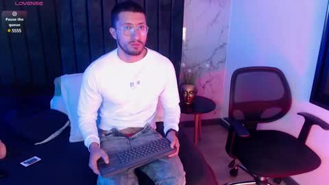 nathan_rivers online show from December 29, 2024, 11:18 am