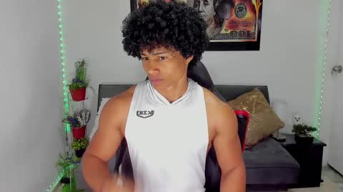 Snapshot of nathan_sexy247 chatting on February 17, 2025, 11:13 am Nathan online show from February 17, 2025, 11:13 am