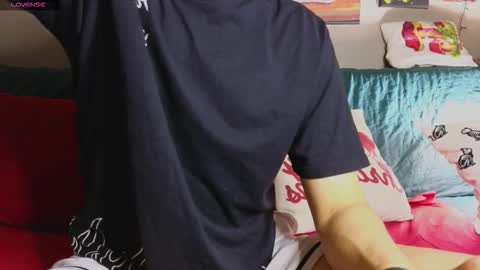 N A T H AN online show from September 13, 2025, 3:34 pm