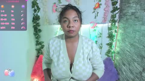 Snapshot of nathasha_jhonsom_ chatting on September 30, 2025, 10:15 pm Naty online show from September 30, 2025, 10:15 pm
