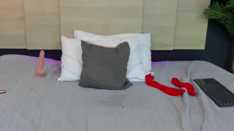 Snapshot of nathy_ross chatting on February 27, 2025, 12:21 am nathy_ross online show from February 27, 2025, 12:21 am