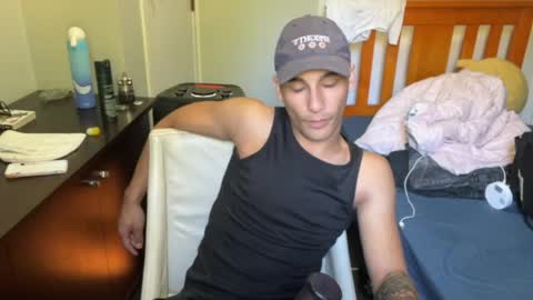 Snapshot of native_boy2 chatting on February 11, 2026, 7:08 pm native_boy2 online show from February 11, 2026, 7:08 pm