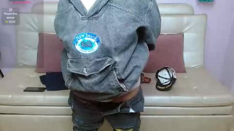 nato_evans online show from November 17, 2025, 1:39 pm