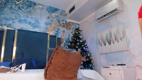 Natty online show from December 14, 2025, 9:19 pm