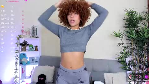 Snapshot of natty_romanof_1 chatting on January 13, 2025, 12:24 pm natty online show from January 13, 2025, 12:24 pm
