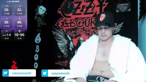 Snapshot of naturesbest951 chatting on October 30, 2025, 4:03 am NATURESBEST online show from October 30, 2025, 4:03 am