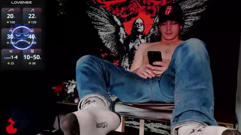 Snapshot of naturesbest951 chatting on November 14, 2025, 5:17 am NATURESBEST online show from November 14, 2025, 5:17 am