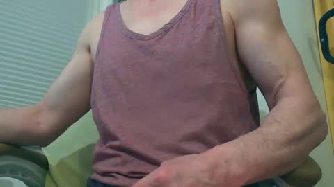 Snapshot of naturista25 chatting on March 18, 2026, 6:11 pm naturista25 online show from March 18, 2026, 6:11 pm