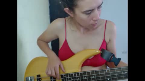 natutalcorps online show from October 4, 2025, 12:58 pm