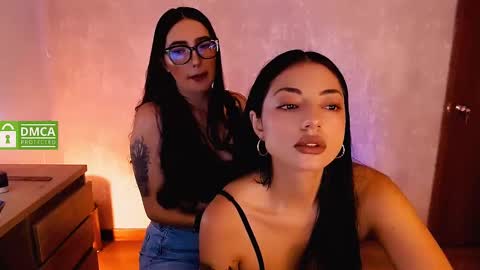 Snapshot of natval_ chatting on February 9, 2025, 11:25 am Natalia Valeria online show from February 9, 2025, 11:25 am
