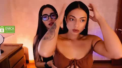 Snapshot of natval_ chatting on February 11, 2025, 7:59 pm Natalia Valeria online show from February 11, 2025, 7:59 pm