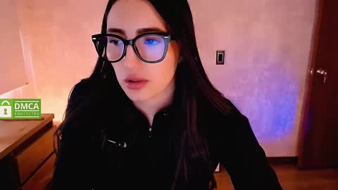 Snapshot of natval_ chatting on February 15, 2025, 4:56 pm Natalia Valeria online show from February 15, 2025, 4:56 pm