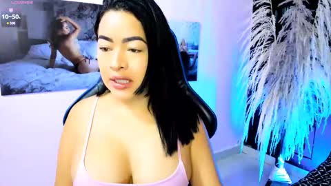 Natalia online show from October 30, 2025, 2:18 pm