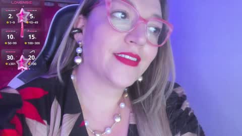 Snapshot of naty__mature_ chatting on February 7, 2025, 11:03 pm Nataly online show from February 7, 2025, 11:03 pm