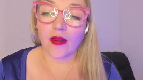 Snapshot of naty__mature_ chatting on November 12, 2025, 5:46 pm Nataly online show from November 12, 2025, 5:46 pm