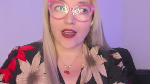 Snapshot of naty__mature_ chatting on November 17, 2025, 4:57 pm Nataly online show from November 17, 2025, 4:57 pm