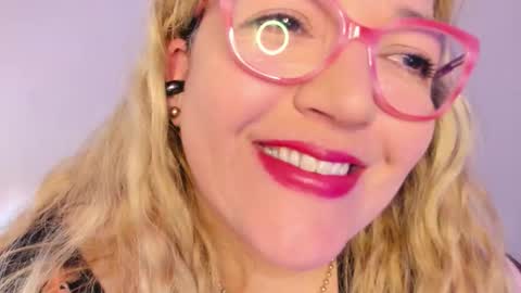 Nataly online show from December 3, 2025, 4:16 pm