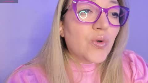 Nataly online show from March 19, 2026, 7:51 pm