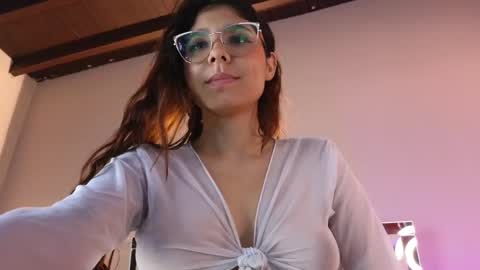 Snapshot of naty_saenz3 chatting on December 23, 2024, 1:03 pm Naty Saenz online show from December 23, 2024, 1:03 pm
