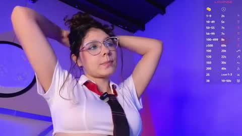 Snapshot of naty_saenz3 chatting on September 18, 2025, 10:06 am Naty Saenz online show from September 18, 2025, 10:06 am