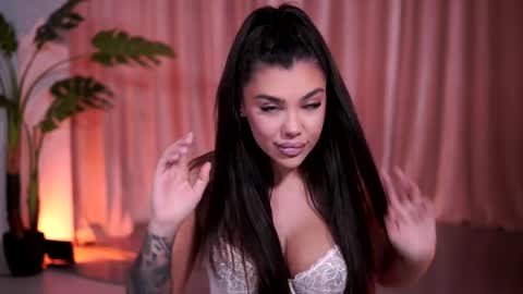 Naty online show from April 13, 2026, 7:08 pm