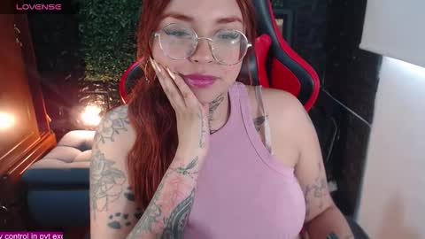 Snapshot of natykors_m_ chatting on October 28, 2025, 8:11 pm Sofia IG Natykors08 online show from October 28, 2025, 8:11 pm