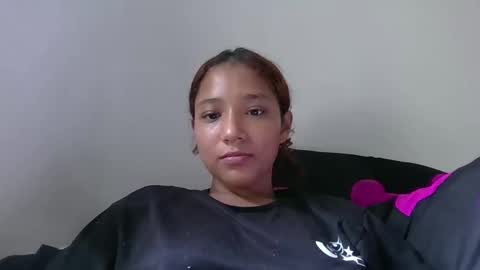 Natzu online show from November 29, 2025, 4:21 pm