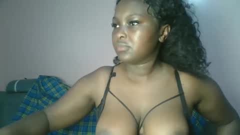 naughti_garlie online show from February 4, 2026, 5:46 am