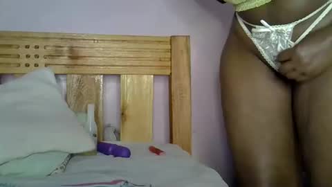 naughtnightnurse1 online show from October 18, 2025, 5:21 am