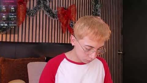 Christopher  Chris online show from December 4, 2024, 12:36 pm