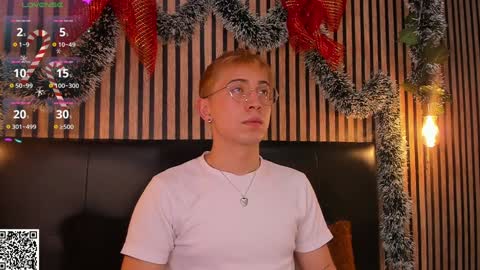 Christopher  Chris online show from December 9, 2024, 12:30 pm