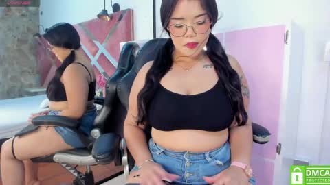 naughty_aly111 online show from April 12, 2026, 4:50 am