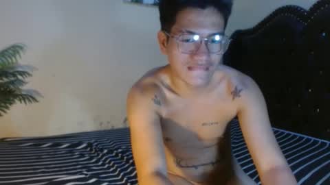 naughty_angelo online show from May 6, 2026, 6:19 am