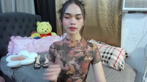 Snapshot of naughty_emmats chatting on October 5, 2025, 9:56 pm emma online show from October 5, 2025, 9:56 pm