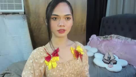 Snapshot of naughty_emmats chatting on November 10, 2025, 4:55 am emma online show from November 10, 2025, 4:55 am