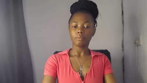 Zoey online show from November 20, 2025, 10:26 am